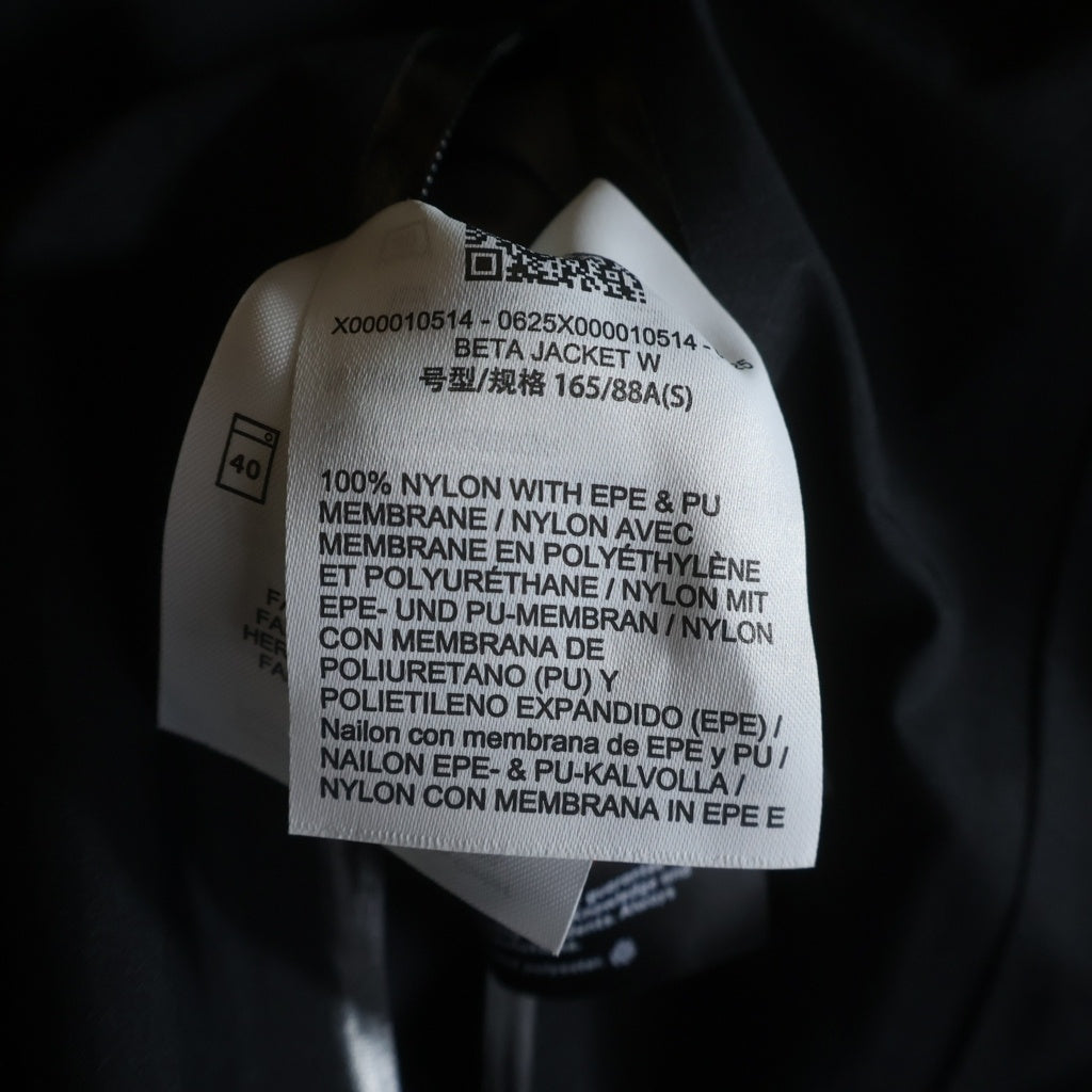 ARC'TERYX(アークテリクス) Beta Jacket W ベータ フーデッドナイロンジャケット レディース ブラック X000010514