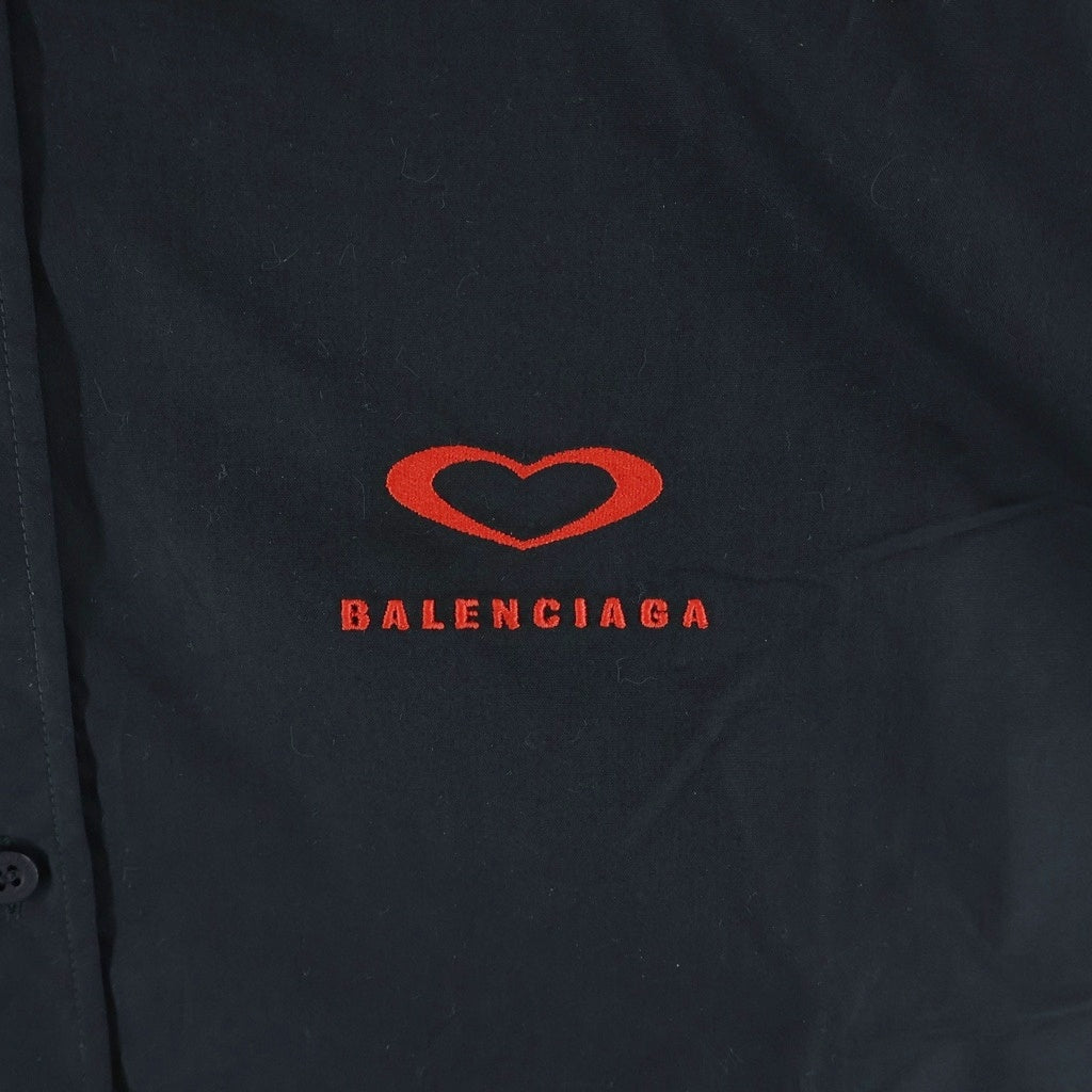 BALENCIAGA(バレンシアガ) ハートロゴ ボタンダウン 半袖シャツ ブラック 839293