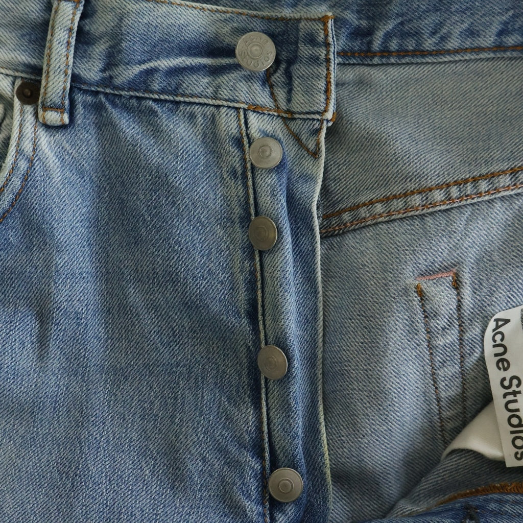 Acne Studios(アクネ ストゥディオズ) 2021M LIGHT BLUE VINTAGE ライトブルー ヴィンテージ ダメージ加工 ボタンフライ ルーズフィットジーンズ デニムパンツ インディゴ B00277