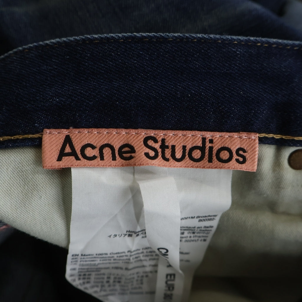 Acne Studios(アクネ ストゥディオズ) 2021M Broadway REGULAR FIT JEANS ブロードウェイ バックロゴパッチ ウオッシュド加工 マルチポケット ボタンフライ レギュラー フィット デニム パンツ B00382