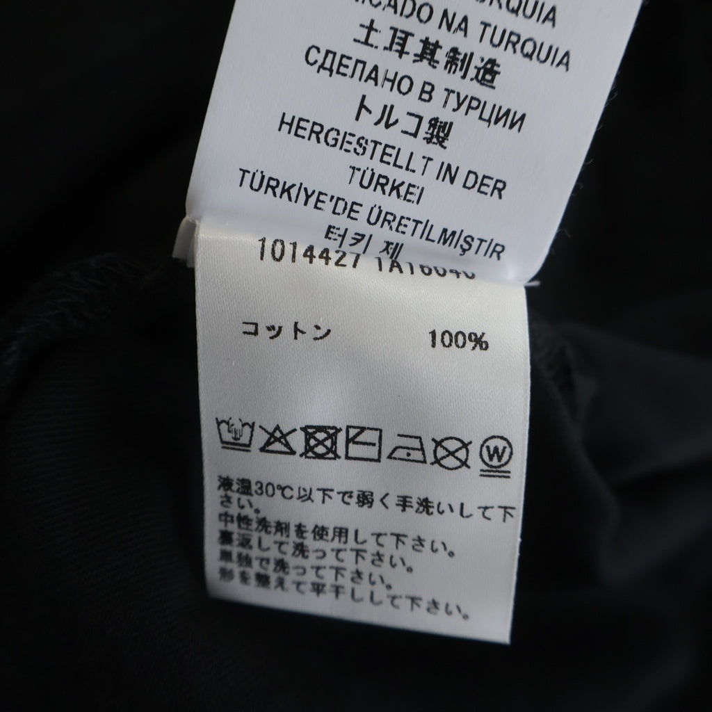 VERSACE(ヴェルサーチ) フロントロゴプリント クルーネック半袖Tシャツ カットソー ブラック 1014427 1A16040
