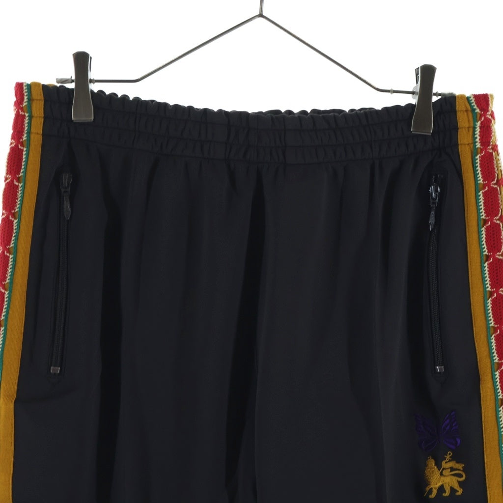 Needles(ニードルス) 23AW ×Sasquatchfabrix NARROW TRACK PANT サスクワッチファブリックス ロゴ刺繍 サイドライン ナロートラックパンツ ブラウン 23AW-PA9-071