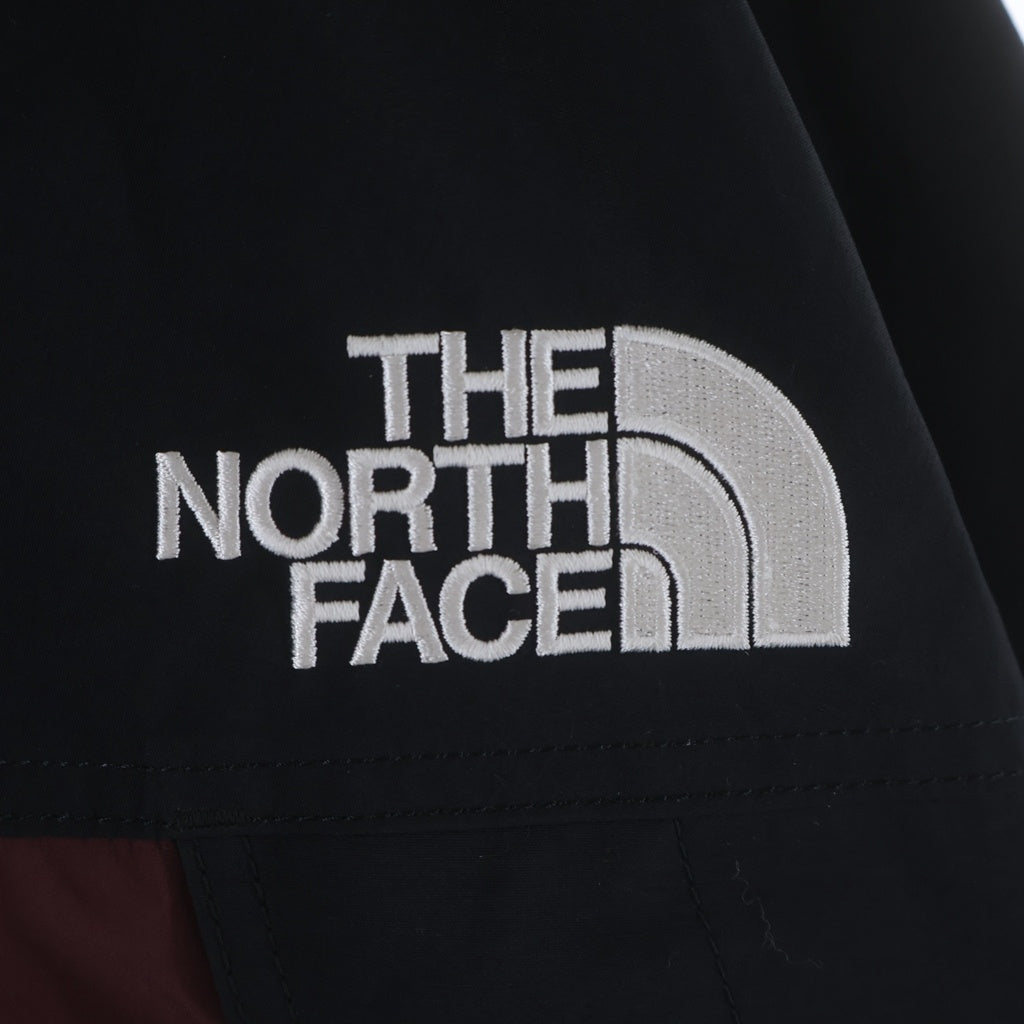THE NORTH FACE(ザノースフェイス) Retro Mountain Light Jacket レトロ フーデッド マウンテンライトジャケット ナイロン パーカー バーガンディ NP12430R