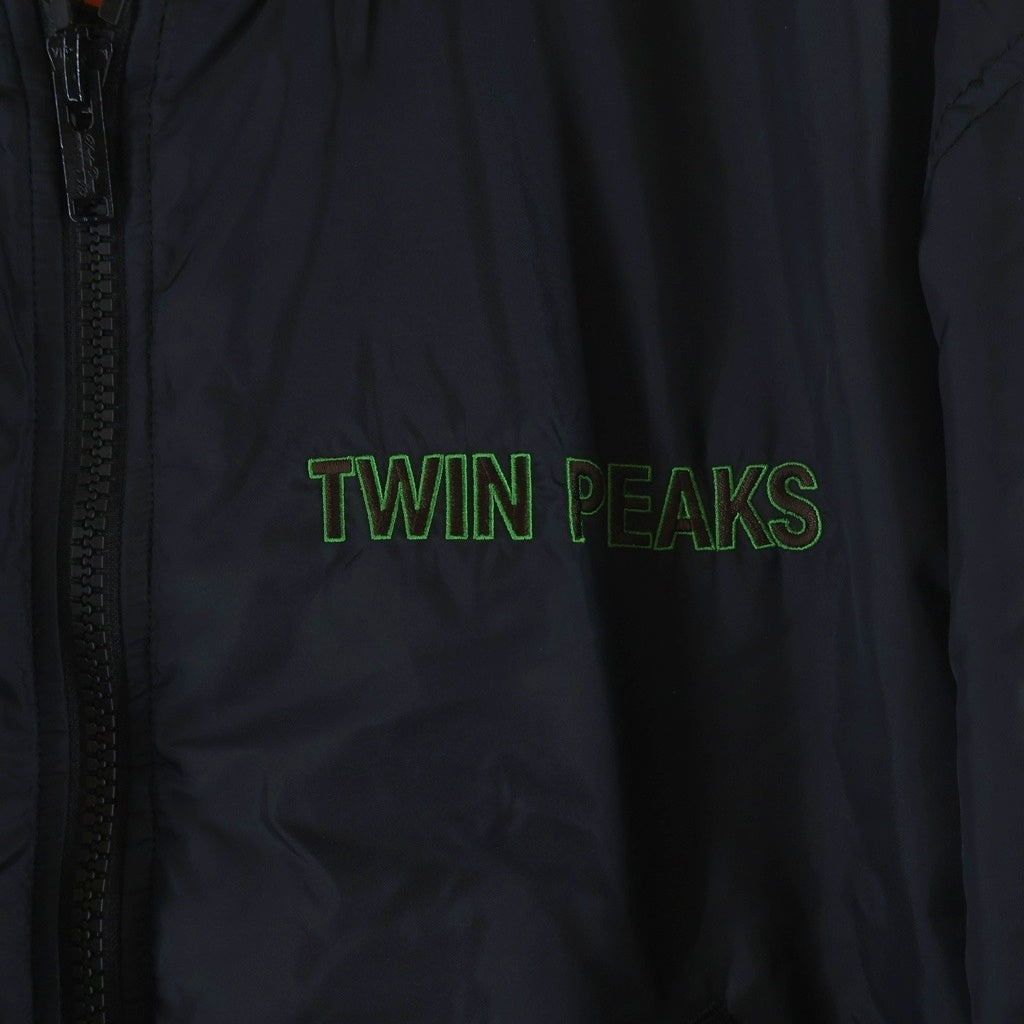 UNDERCOVER(アンダーカバー) 24AW ×TWIN PEAKS MA-1 ツインピークス バックプリント ナイロンフライトジャケット ジップアップブルゾン ブラック UC2D4211