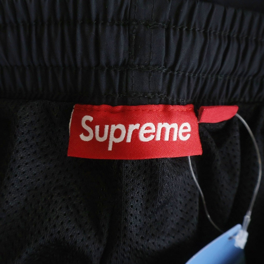 SUPREME(シュプリーム) 26SS Logo Taping Track pant サイドロゴパイピング ナイロントラックパンツ ブラック