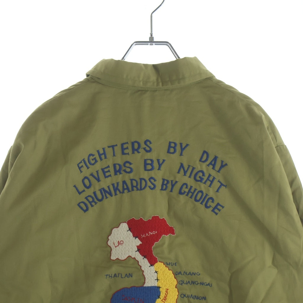 東洋エンタープライズ(トウヨウエンタープライズ) LATE 1960S STYLE COTTON VIETNUM JACKET 刺繍デザイン コットンベトナムジャケット ベトジャン ジップアップブルゾン カーキ TT15684