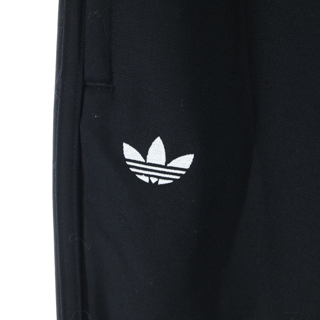 adidas(アディダス) ×EVERYONE TRACK PANTS エブリワン サイドライン トラックパンツ ブラック KC7813