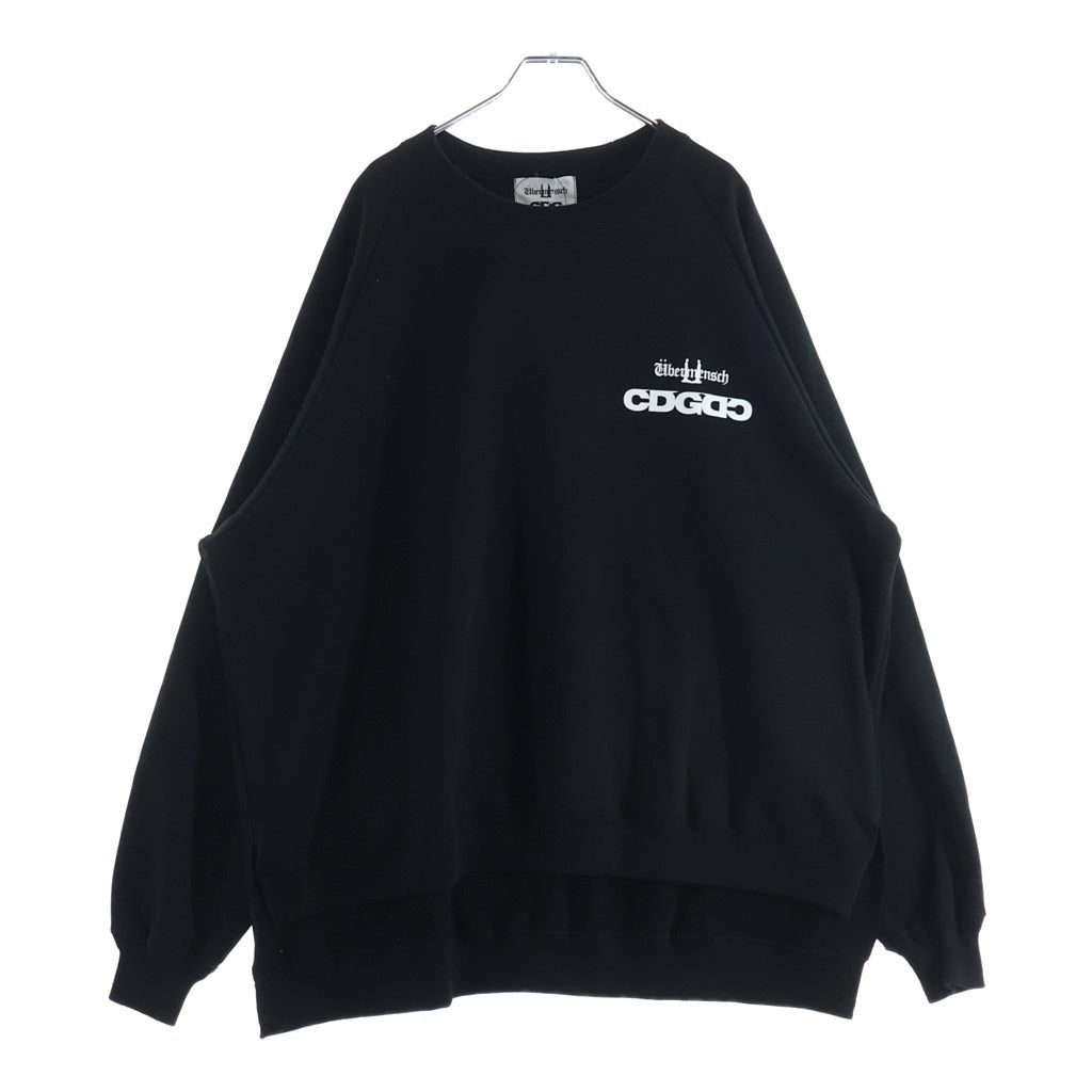 CDG(シーディージー) 25AW AD2025 ×G-DRAGON UBERMENSCH OVERSIZED CREWNECK SWEATSHIRT Gドラゴン ウーバーメンシュ 胸ロゴ スリット加工 スウェットトレーナー SP-T002