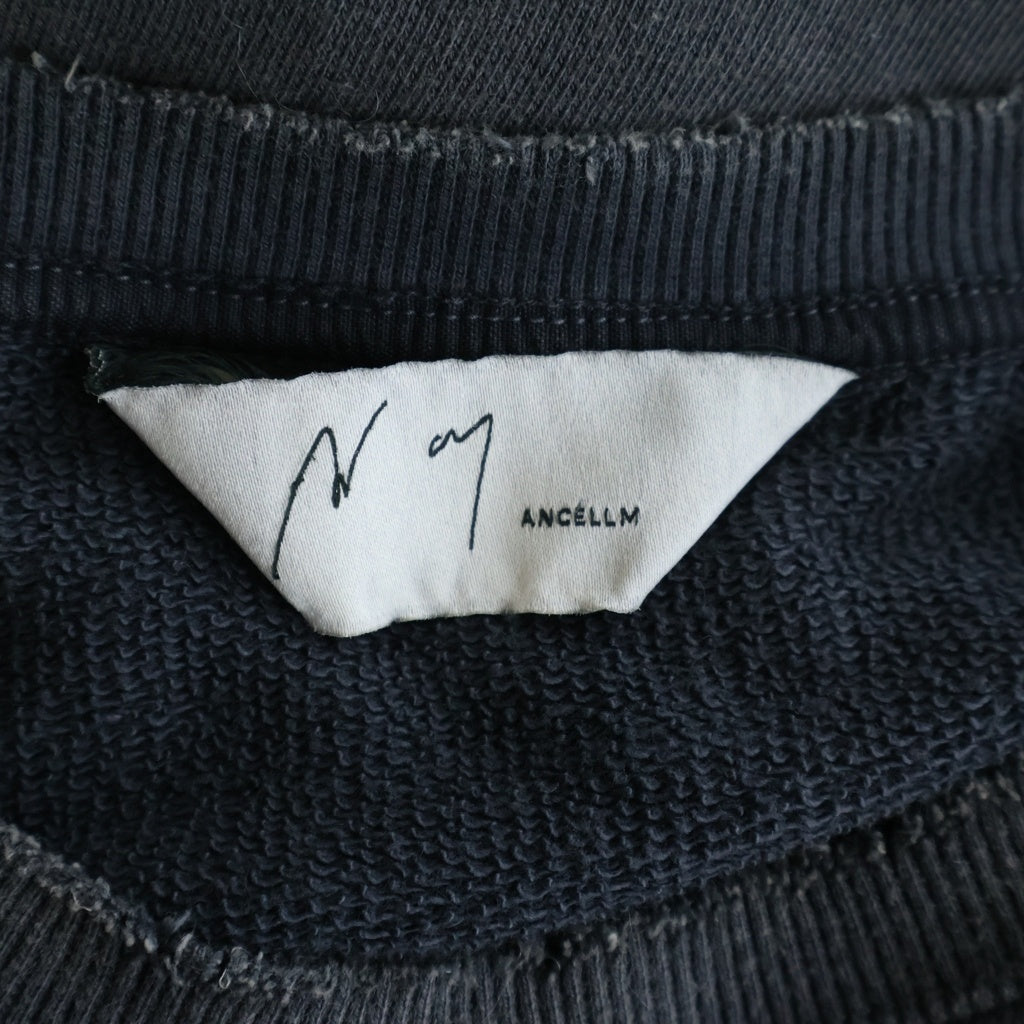 ANCELLM(アンセルム) EMBROIDERY UNEVEN OVER SWEAT SHIRT 胸ロゴ刺繍 ヴィンテージ加工 クルーネックスウェットトレーナー グレー ANC-CT64