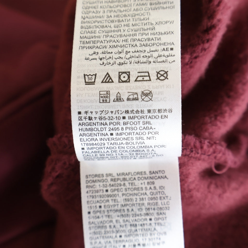 Palace Skateboards(パレススケートボーズ) 24SS ×GAP PAL HOODED SWEATSHIRT ギャップ カレッジロゴ プルオーバーフーデッドパーカー バーガンディ S/427453-03
