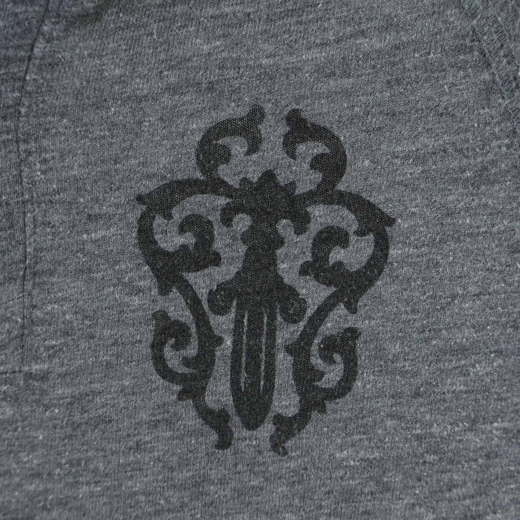 CHROME HEARTS(クロムハーツ) OLD CH CEMETARY CROSS L/S TEE セメタリークロス 両面プリント コットン ヘンリーネック 七分袖Tシャツ 長袖カットソー
