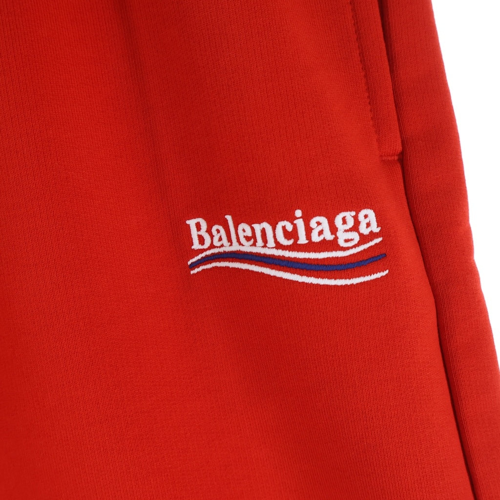 BALENCIAGA(バレンシアガ) 22SS Political Campaign Sweat Shorts ポリティカル キャンペーンロゴ刺繍 スウェットショーツ ハーフパンツ レッド 676137 TKVI9