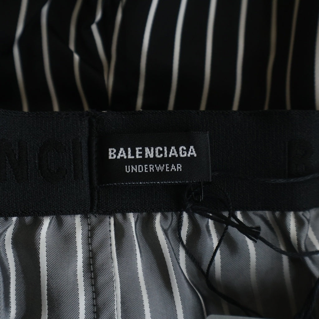 BALENCIAGA(バレンシアガ) BOXER SHORTS ストライプ柄 ボクサーショーツ ハーフパンツ ブラック/ホワイト 673304 4C2B5
