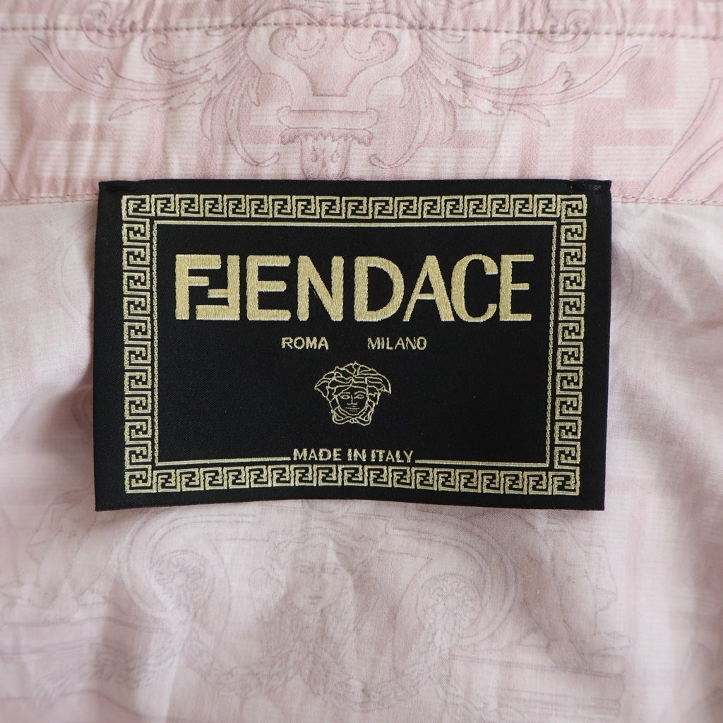 FENDI(フェンディ) ×VERSACE ヴェルサーチ フェンダーチェ 総柄 コットン半袖シャツ ピンク FS0795 AKDJ