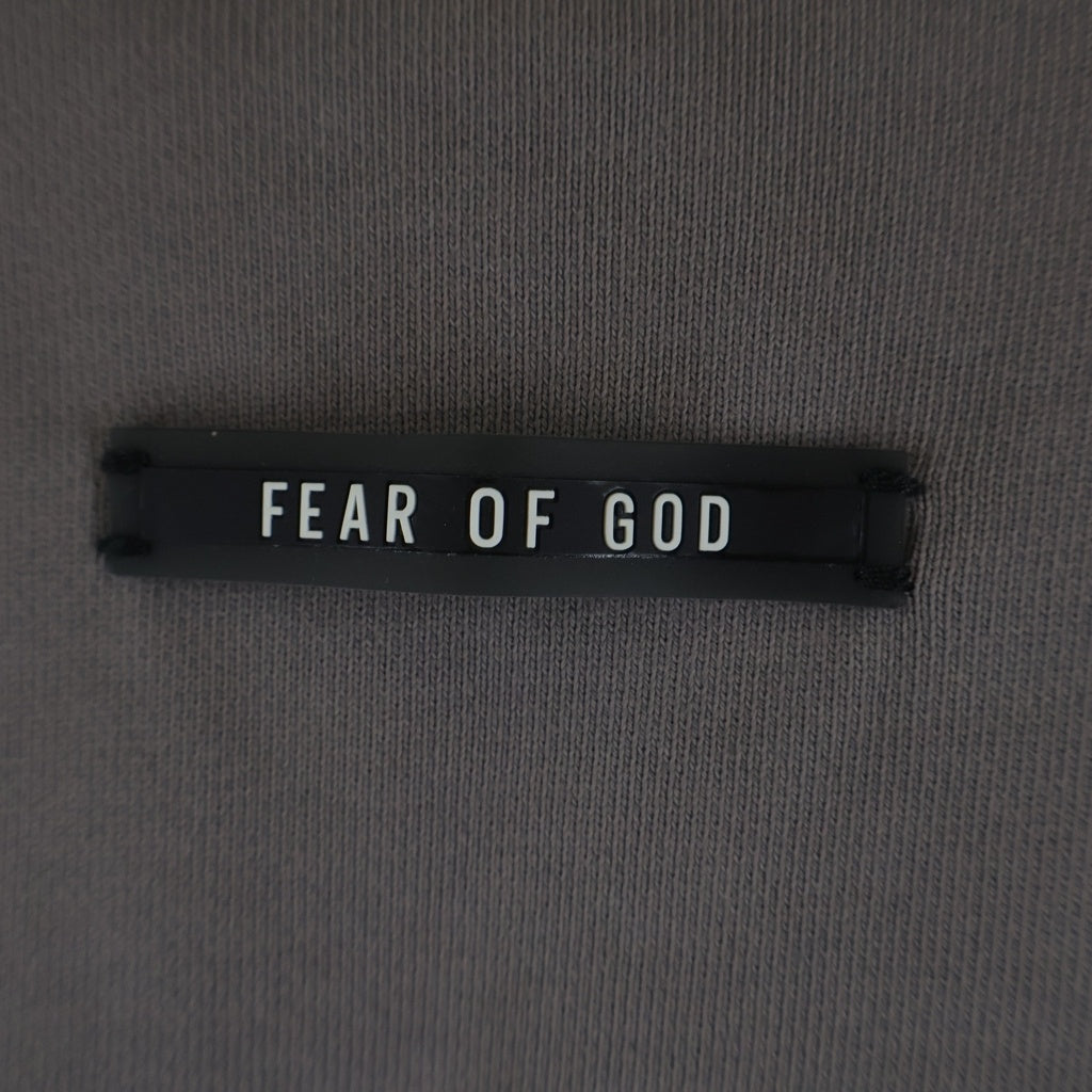 FEAR OF GOD(フィアオブゴッド) SIXTH COLLECTION バックロゴパッチ 半袖スウェット クルーネックトレーナー ブラウン