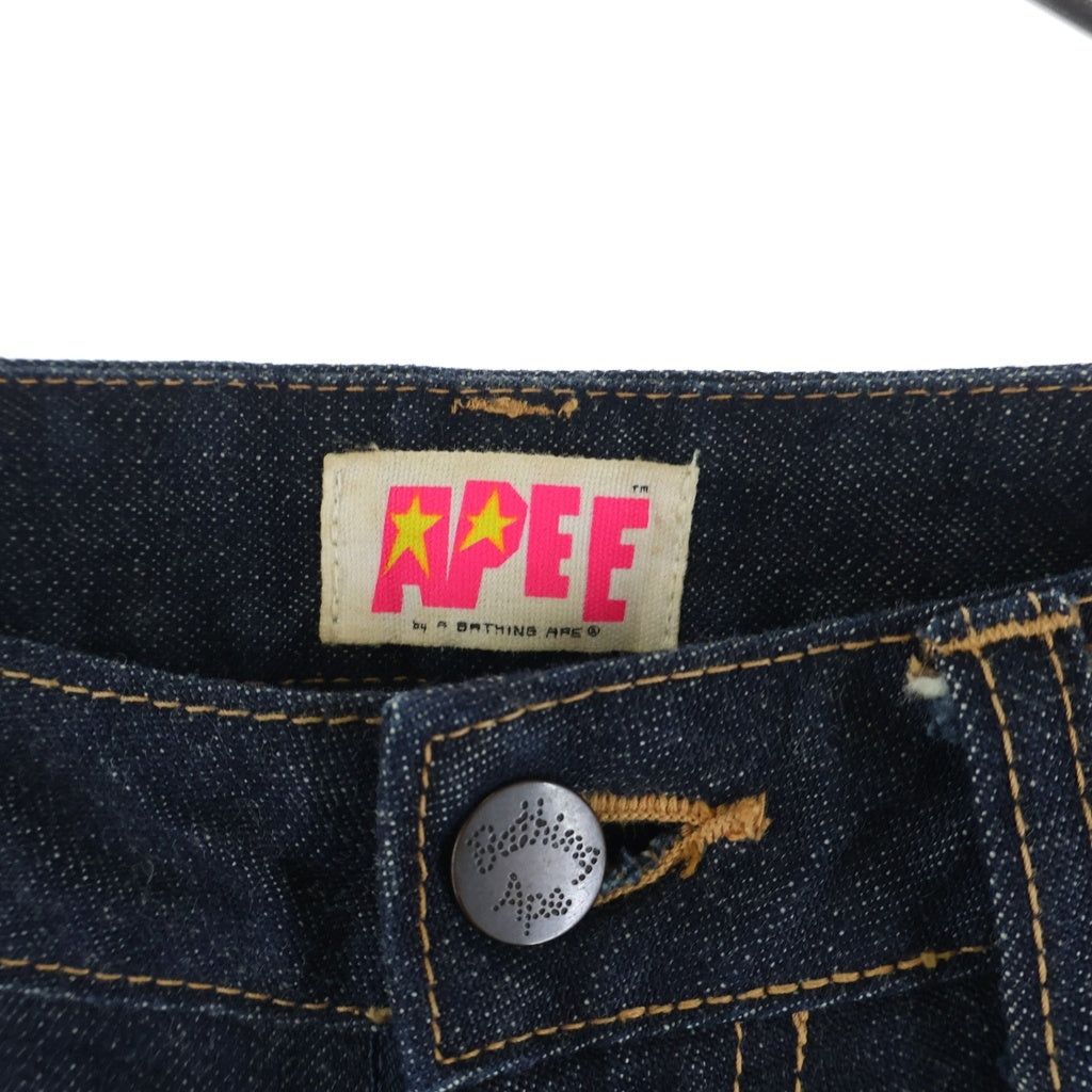 A BATHING APE(アベイシングエイプ) APE HEAD エイプヘッド バックポケットプリント ストレートデニムパンツ レディース インディゴ