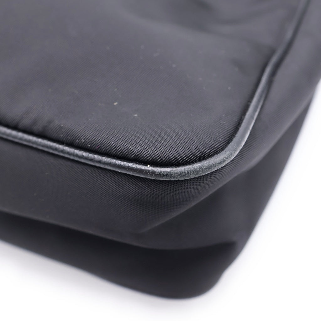 PRADA(プラダ) Re-Nylon Shoulder Bag リナイロン トライアングルロゴ ポーチ付きショルダーバッグ ブラック 2VH113