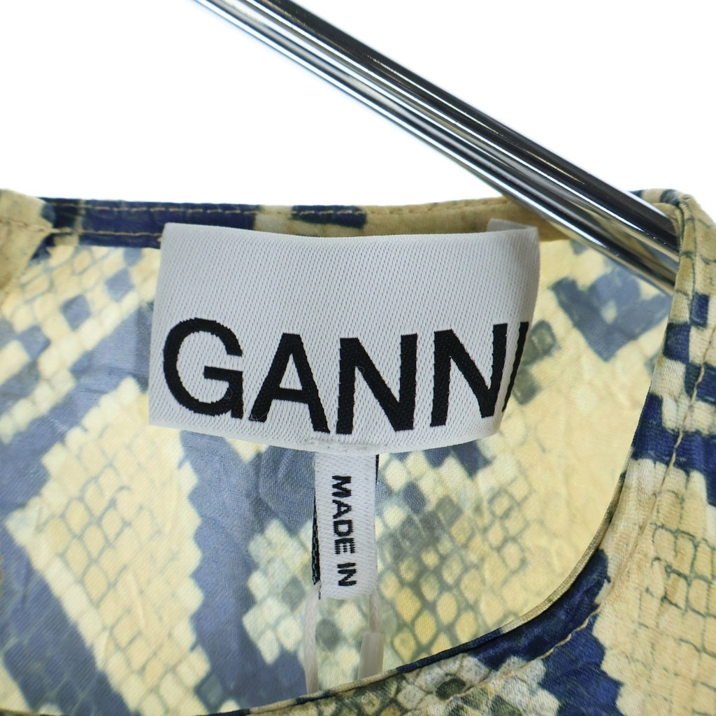 GANNI(ガニー) Snake Printed Crinkled Satin O-neck Mini Dress Safari 総柄 スネークプリント クリンクル サテン ミディドレス ワンピース レディース イエロー F8814-883