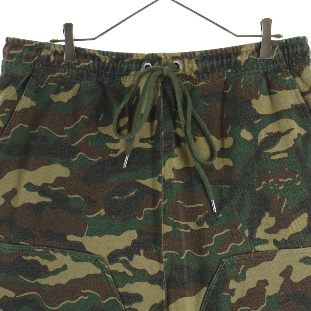 A BATHING APE(アベイシングエイプ) GREEN CAMO PRINT SHORTS グリーンカモ 迷彩柄 ドローストリング スウェットカーゴショーツ ハーフパンツ グリーン 001SPM301319M