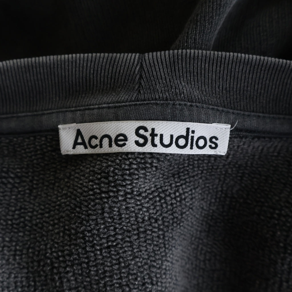 Acne Studios(アクネ ストゥディオズ) バックラバーロゴ ガーメントダイ加工 クルーネックスウェットトレーナー ダークグレー FN-UX-SWEA000017