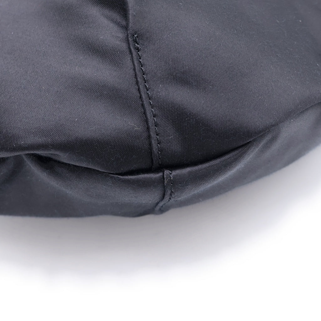 COMME des GARCONS HOMME(コムデギャルソンオム) ロゴプリント ナイロン ショルダーバッグ ブラック HP-K206-051