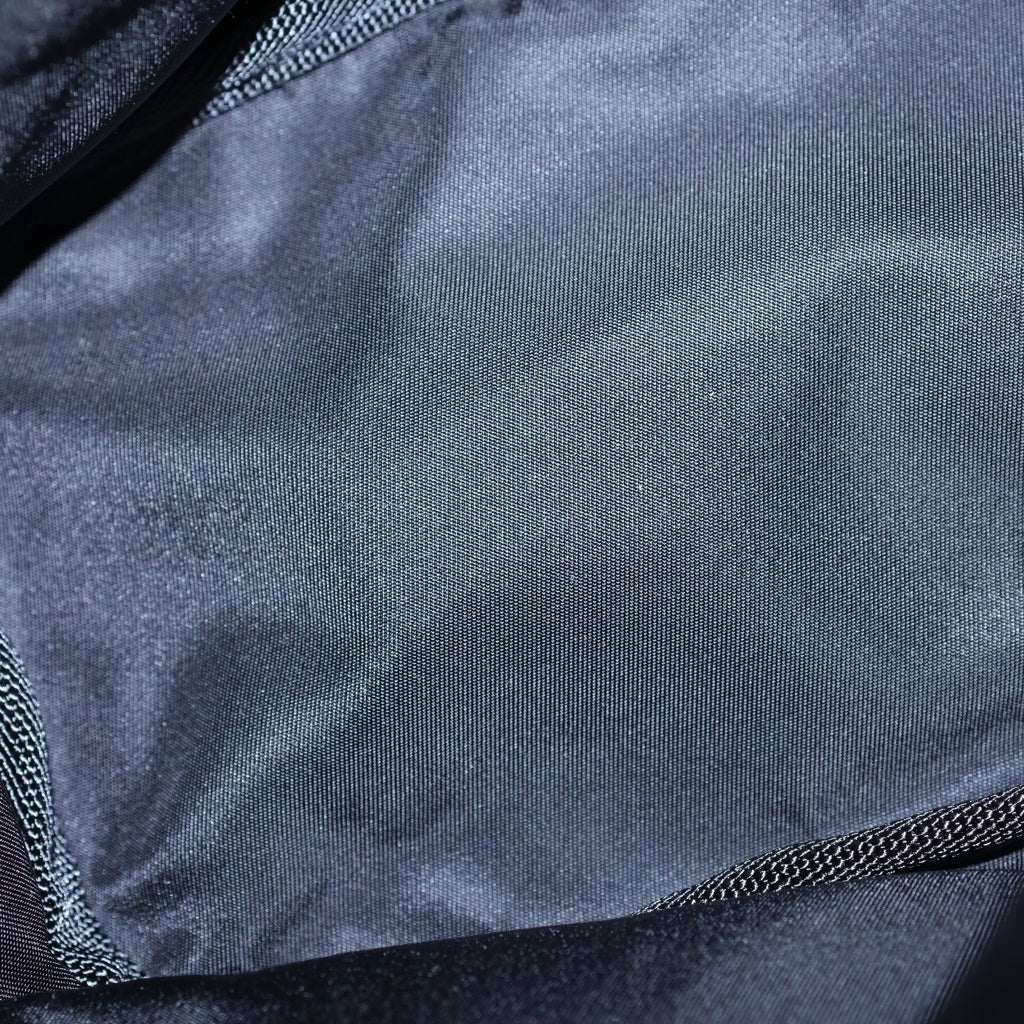 PRADA(プラダ) SPEEDROCK RE-NYLON POUCH スピードロック リナイロン 三角ロゴプレート ポーチ 巾着バッグ ブラック 2NE067