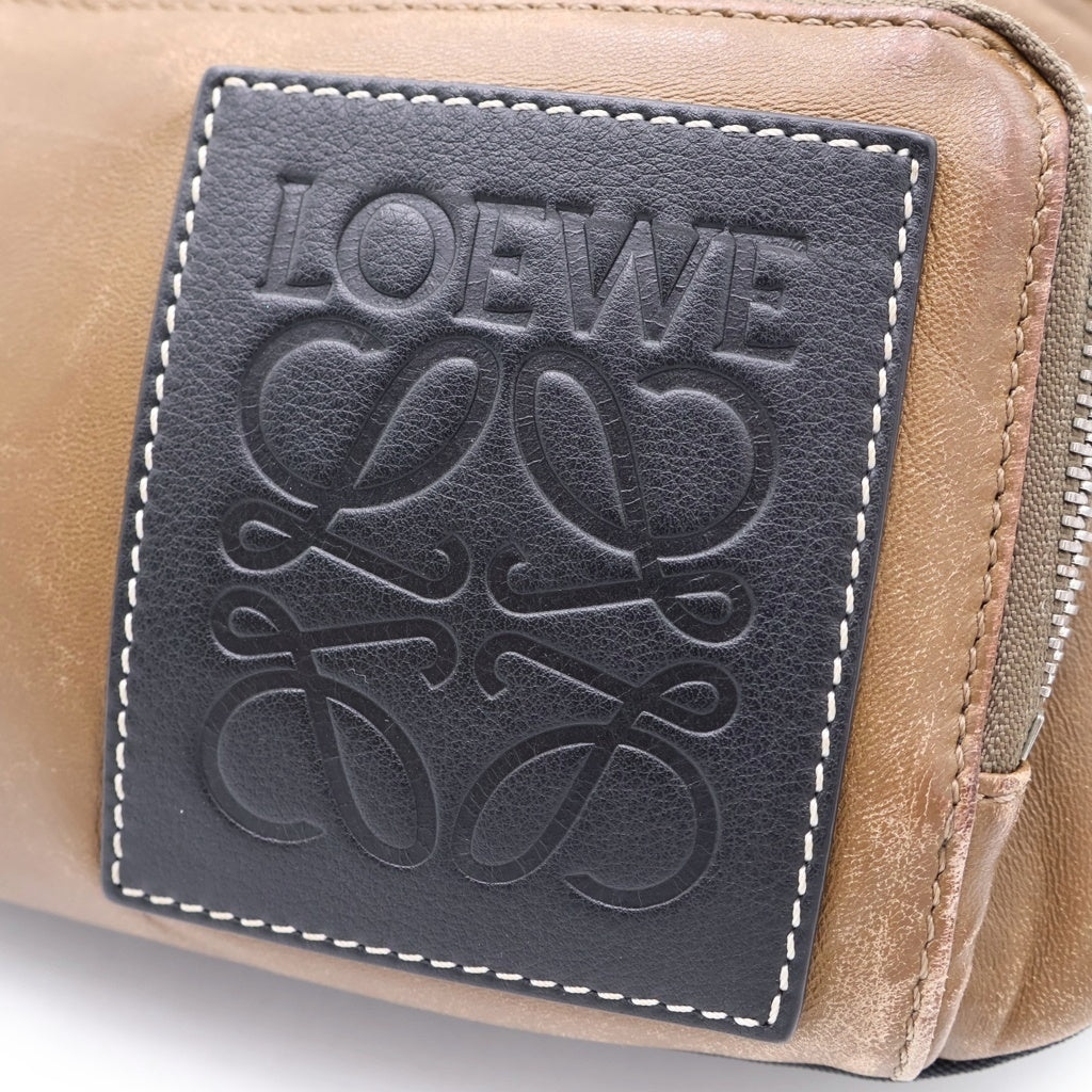 LOEWE(ロエベ) PUFFY BUMBAG アナグラム パフィー バム レザー ボディバッグ ブラウン