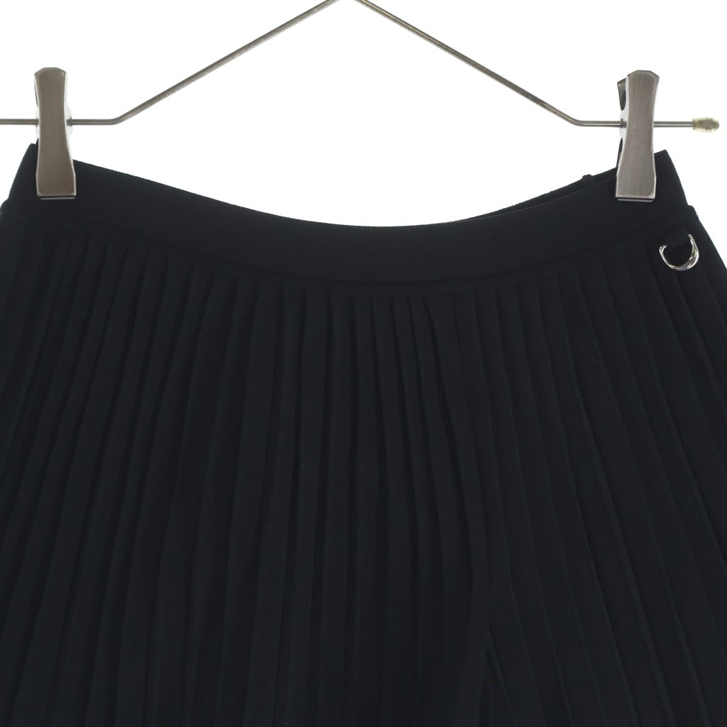 JACQUEMUS(ジャックムス) LE SHORT MAILLE PLISSE ルショートマイルプリッセ プリーツニットミニショーツ ブラック レディースハーフパンツ 241KN436