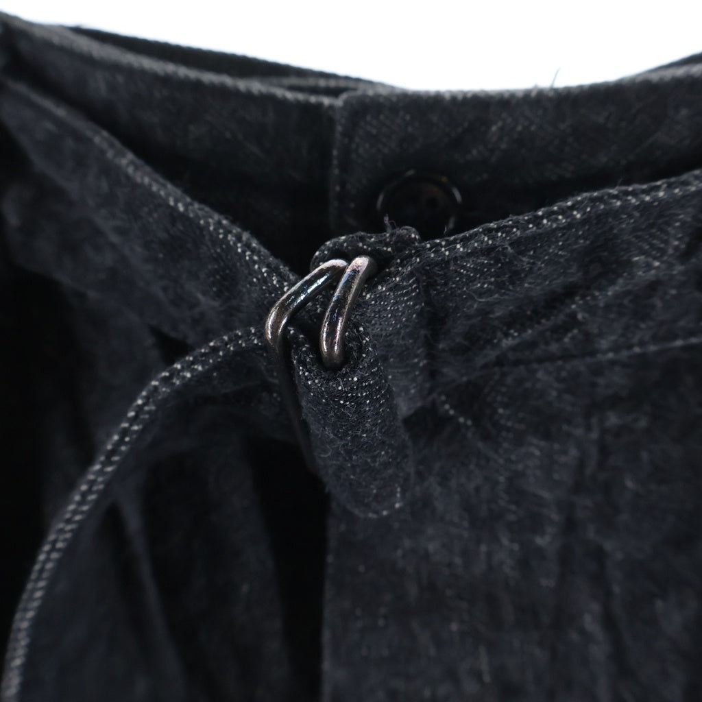 COMOLI(コモリ) 21SS ベルテッド ウォッシュド ボタンフライ テーパードデニムパンツ ジーンズ ブラック T01-03004