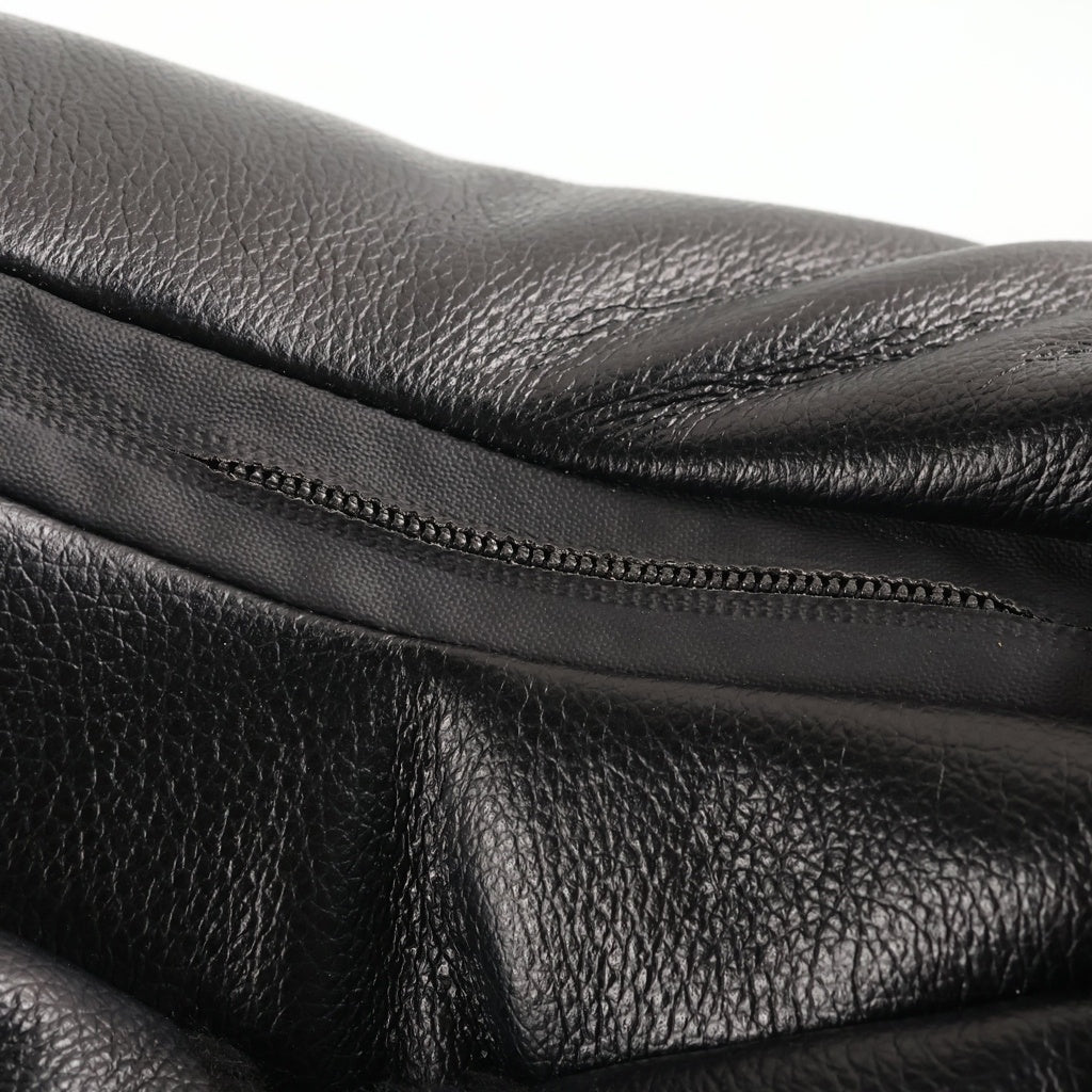 COMME des GARCONS(コムデギャルソン) 24AW ×インナーラウム スモールスパイクハーフムーンショルダーバッグ ブラック JP-K202