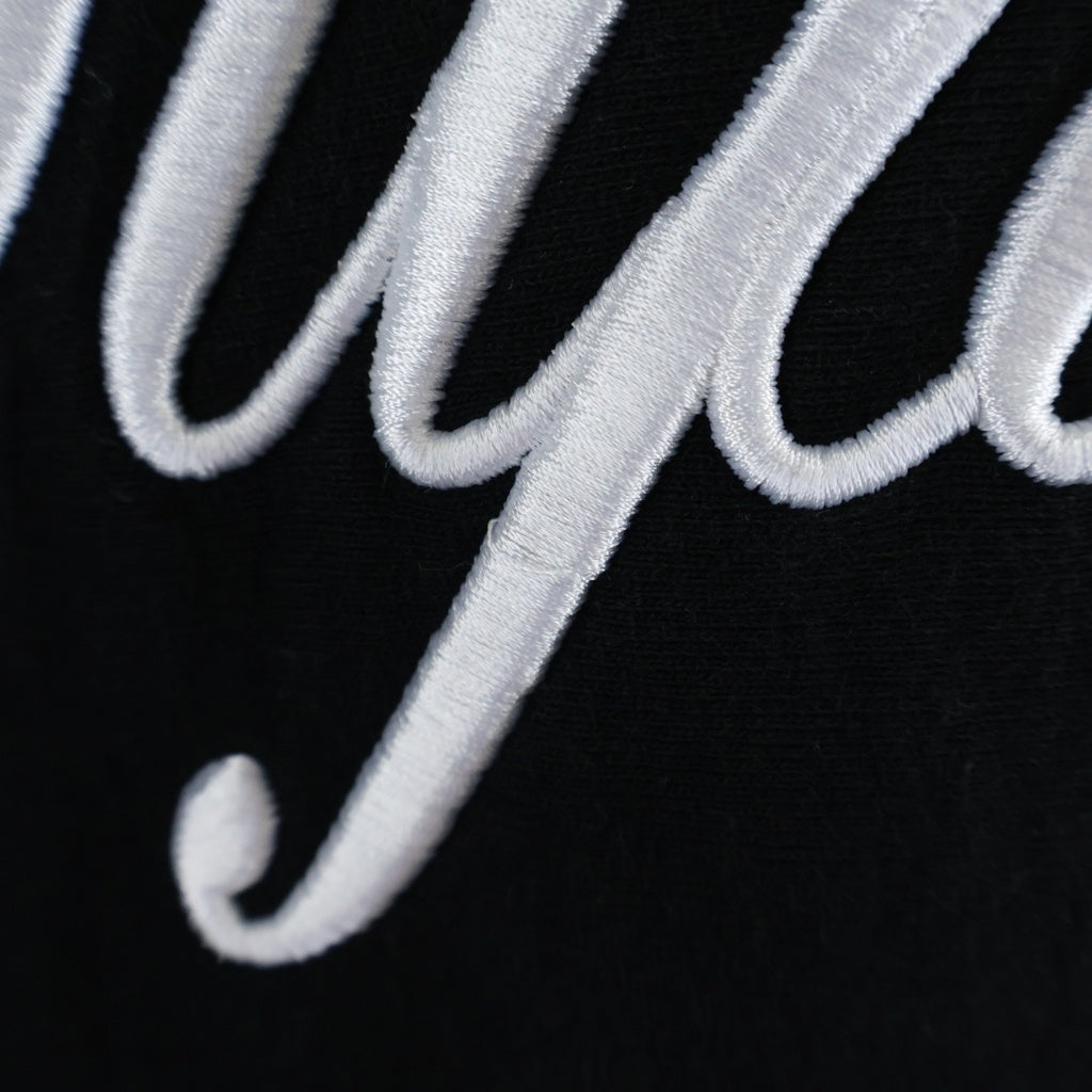 SUPREME(シュプリーム) 24AW Raised Script Hooded Sweatshirt レイズド スクリプト ロゴ エンブロイダリー プルオーバー スウェットシャツ パーカー フーディー ブラック