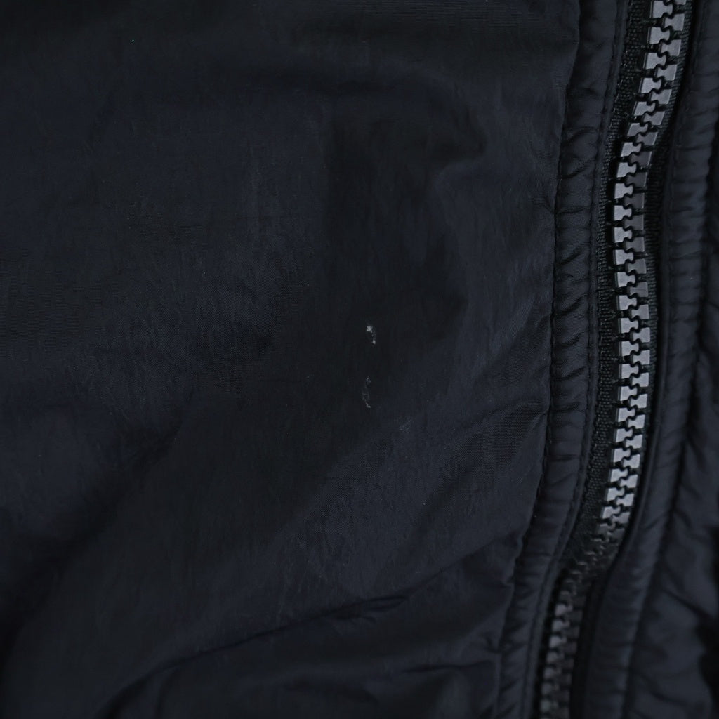 STONE ISLAND(ストーンアイランド) GARMENT DYED CRINKLE REPS ガーメントダイ クリンクル レップス ジップアップ ナイロンジャケット ブラック 731510123
