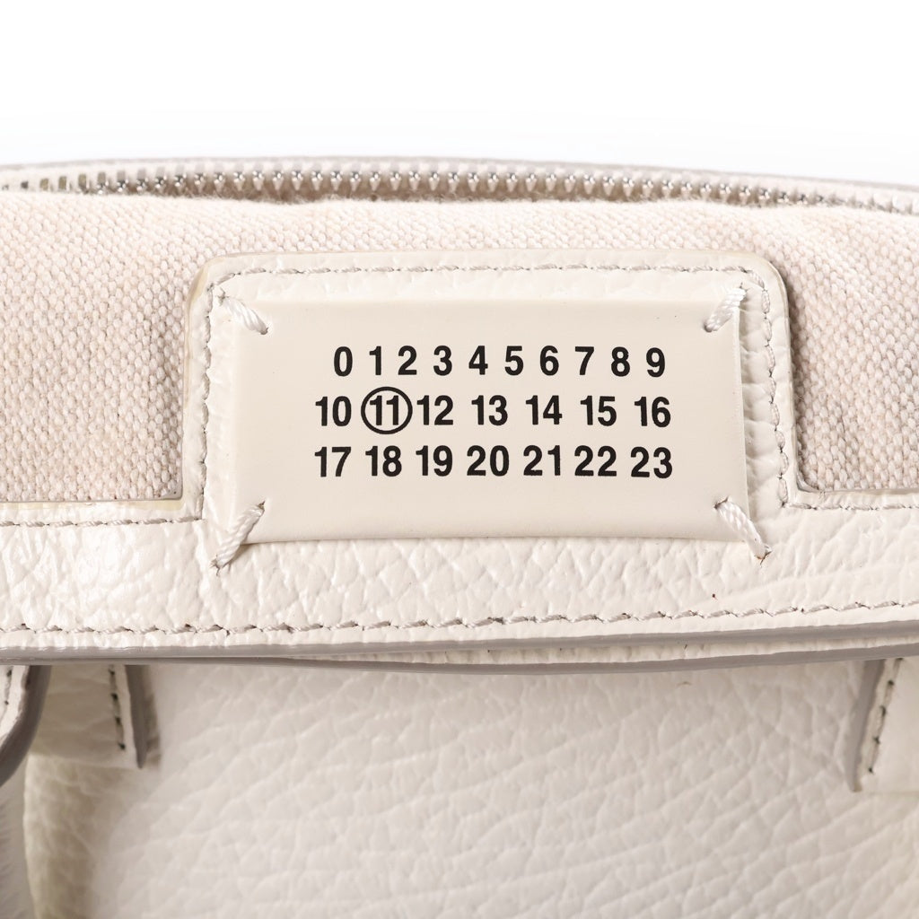 Maison Margiela(メゾンマルジェラ) 5AC MICRO BAG マイクロ レザー チェーンショルダーバッグ ホワイト S56WG0081 レディース