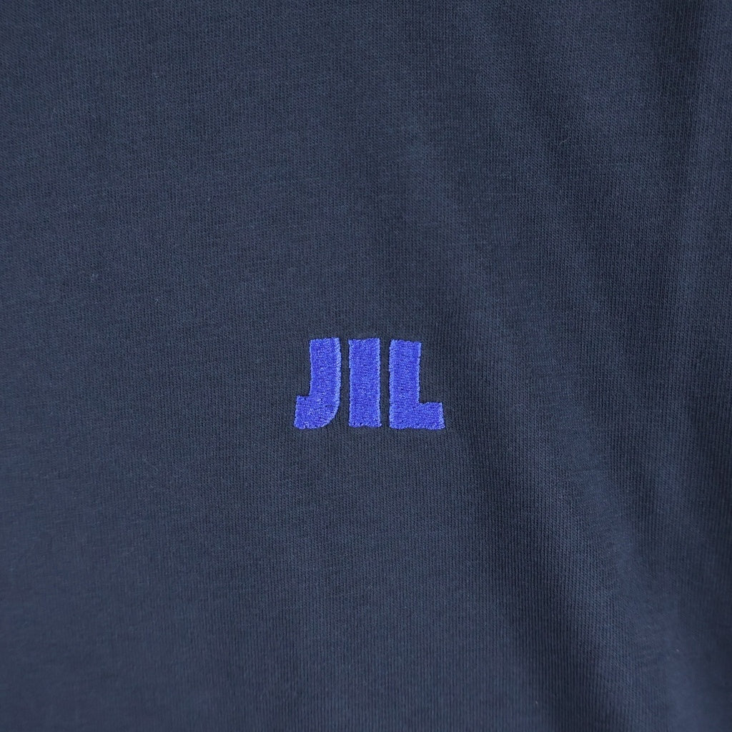 JIL SANDER(ジルサンダー) 26AW L/S T-SHIRTS オーガニックコットン ロゴエンブロイダリー クルーネック 長袖Tシャツ カットソー ネイビー J22GC0282