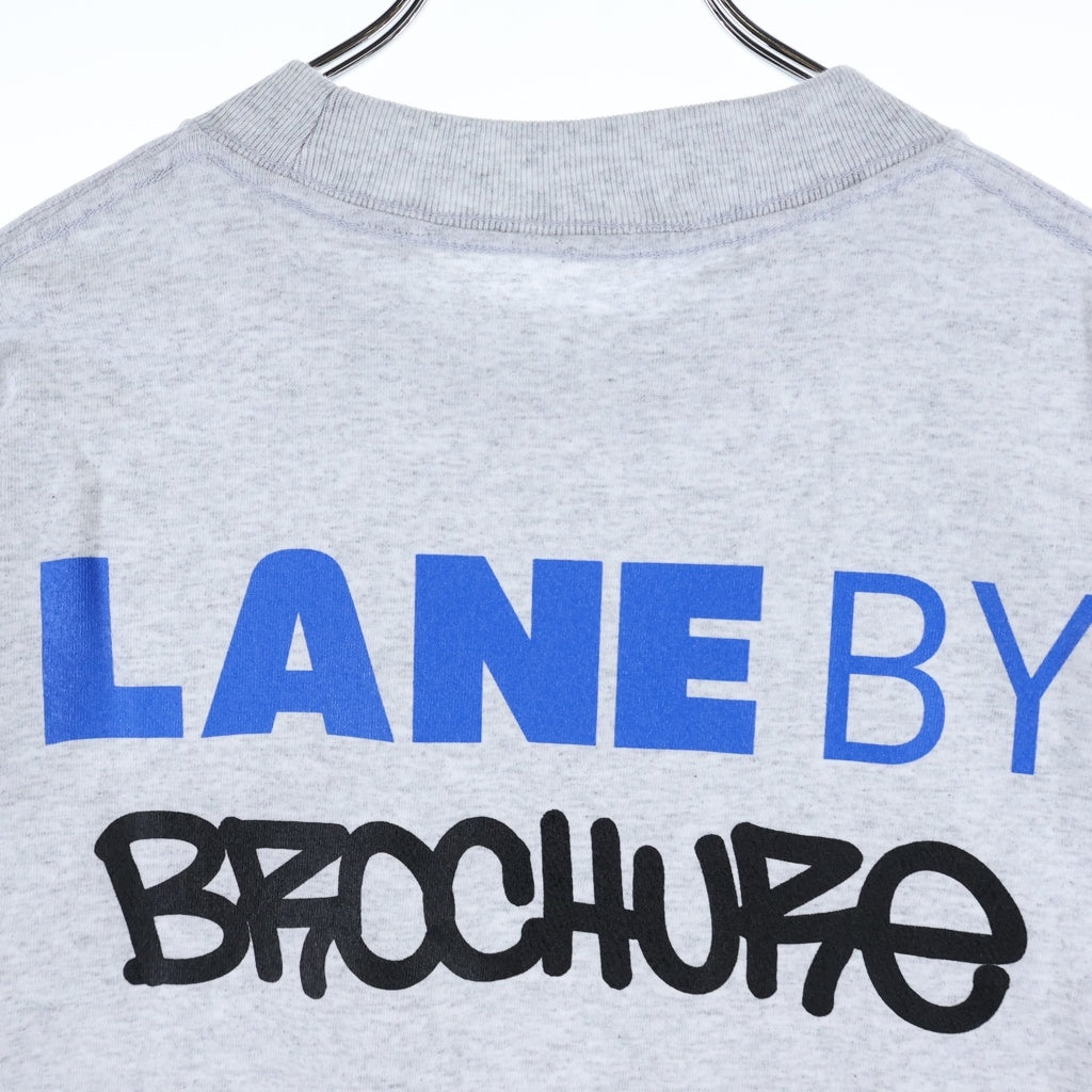 LANE BY BROCHURE(レーンバイブローシュアー) LANE BY 831 TEE ロゴプリントTシャツ グレー