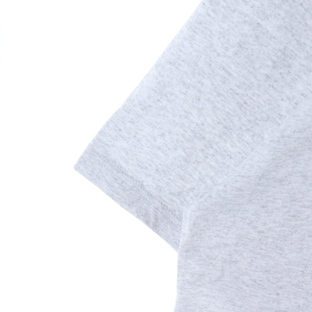 LANE BY BROCHURE(レーンバイブローシュアー) LANE BY 831 TEE ロゴプリントTシャツ グレー