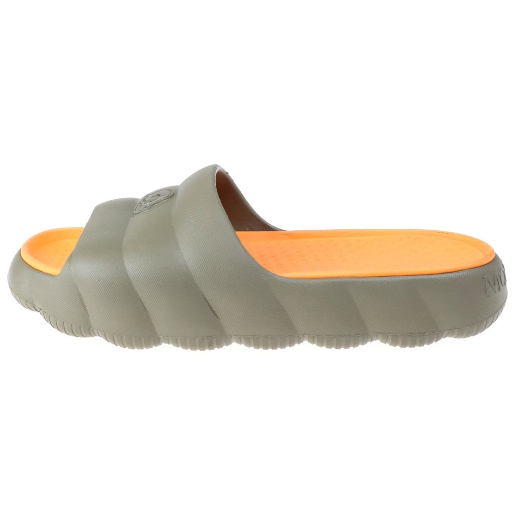 MONCLER(モンクレール) LILO SLIDES リロ ラバーロゴ フラットサンダル オリーブ/オレンジ