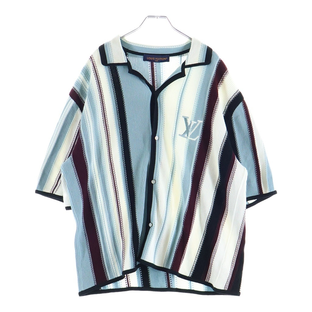 LOUIS VUITTON(ルイヴィトン) 23SS ロゴエンブロイダリー ストライプ オープンカラー 半袖ニットシャツ ブルー/ホワイト/ブラック RM252MM USO HTN23W
