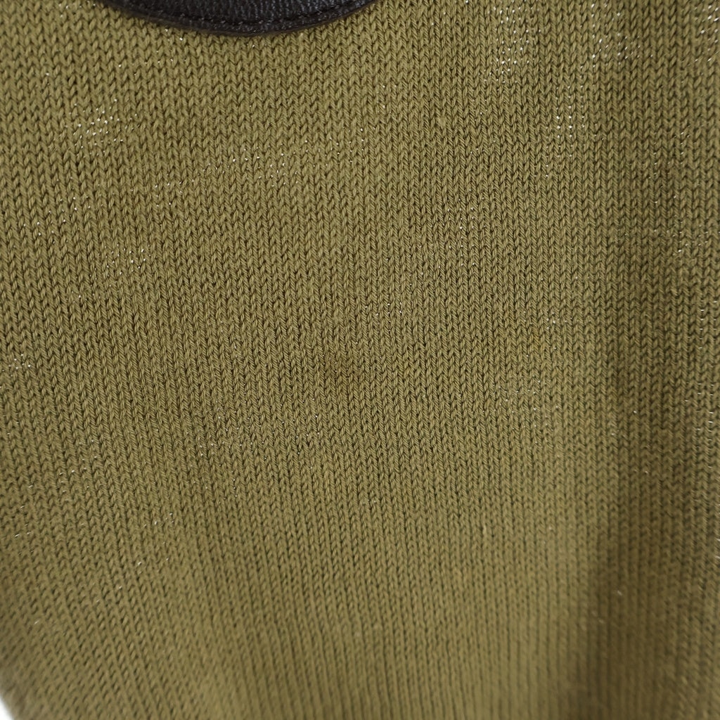 Maison Margiela(メゾンマルジェラ) エルボーパッチ付き Vネック コットン ニットカーディガン セーター カーキ S30HA0801