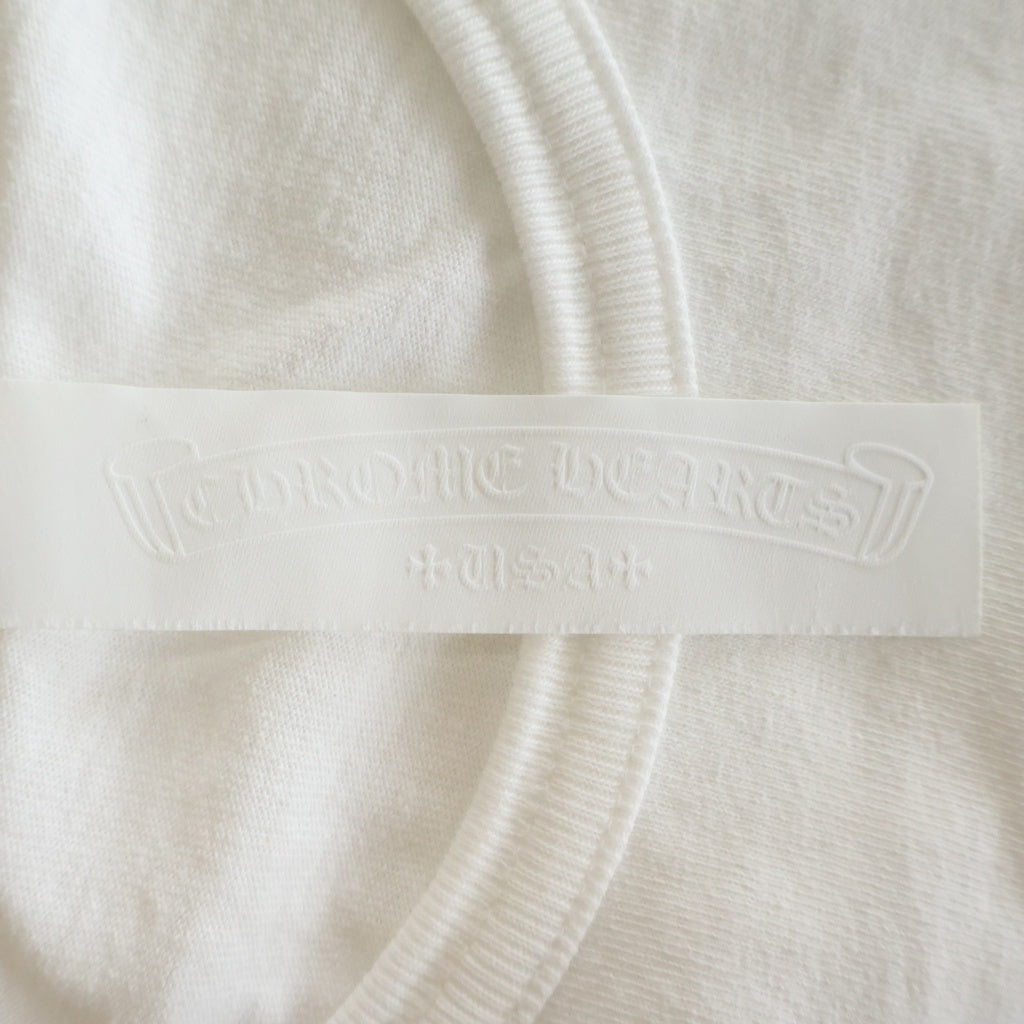 CHROME HEARTS(クロムハーツ) Y NOT LIGHT VERTICAL LOGO CROSS EMBROIDERED ワイノット ロゴエンブロイダリー 胸ポケット クルーネック 半袖Tシャツ カットソー ホワイト