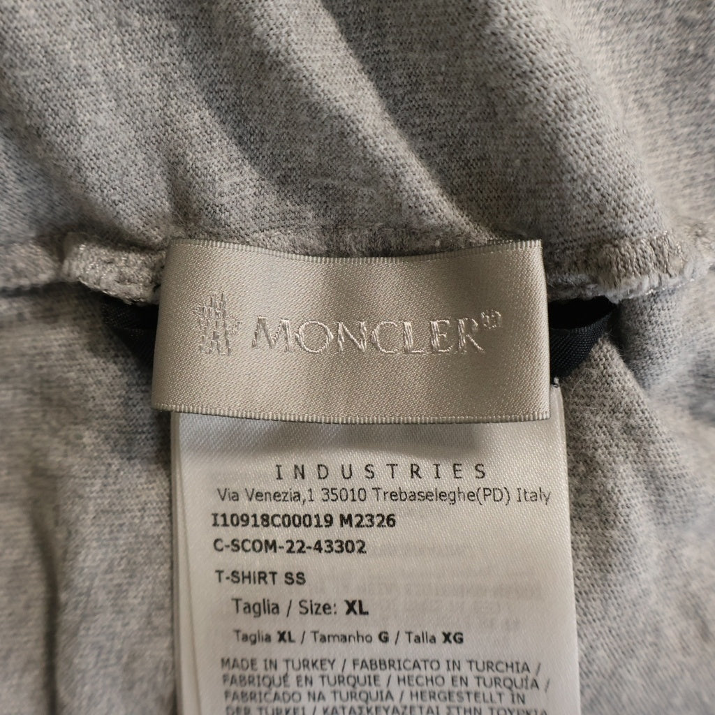 MONCLER(モンクレール) 23SS T-SHIRT SS ロゴモチーフプリント クルーネック 半袖Tシャツ カットソー グレー I10918C00019 M2326