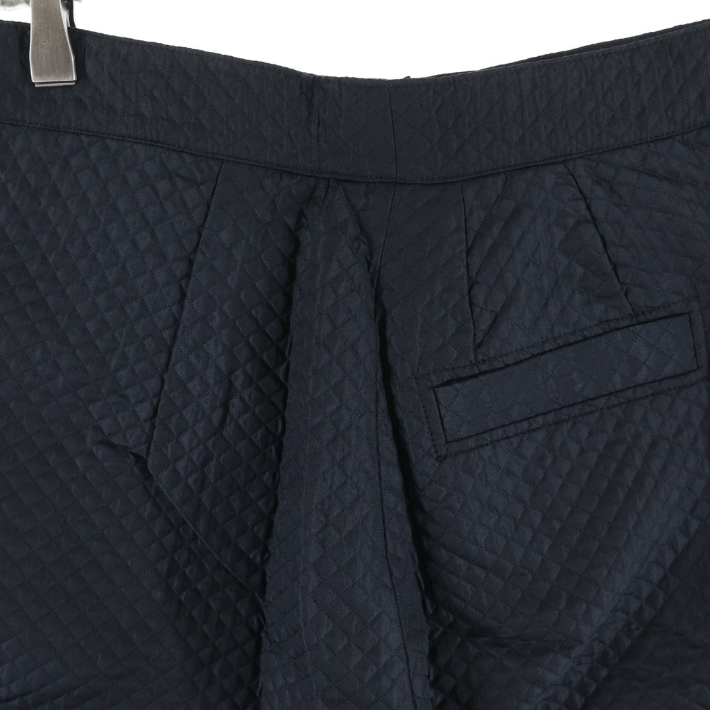 Christian Dior(クリスチャンディオール) シルク混 キルティングステッチ ハーフパンツ レディース ブラック 5E21410A1722