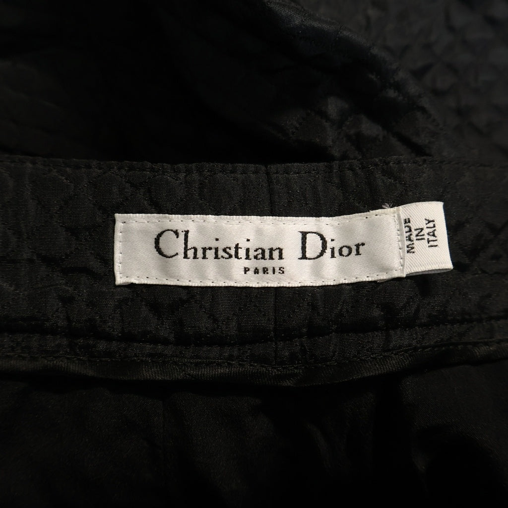 Christian Dior(クリスチャンディオール) シルク混 キルティングステッチ ハーフパンツ レディース ブラック 5E21410A1722