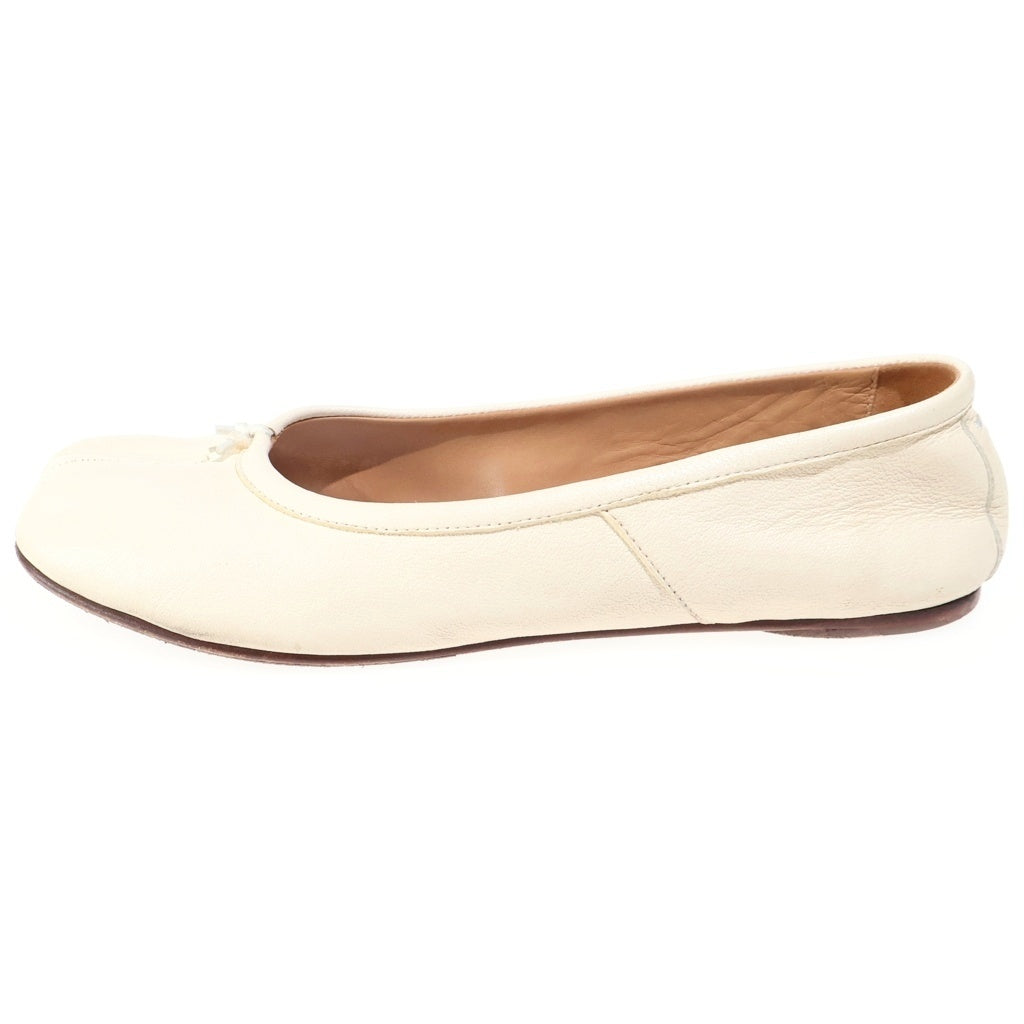 Maison Margiela(メゾンマルジェラ) TABI タビ レザー バレエシューズ パンプス レディース ベージュ S58WZ0042