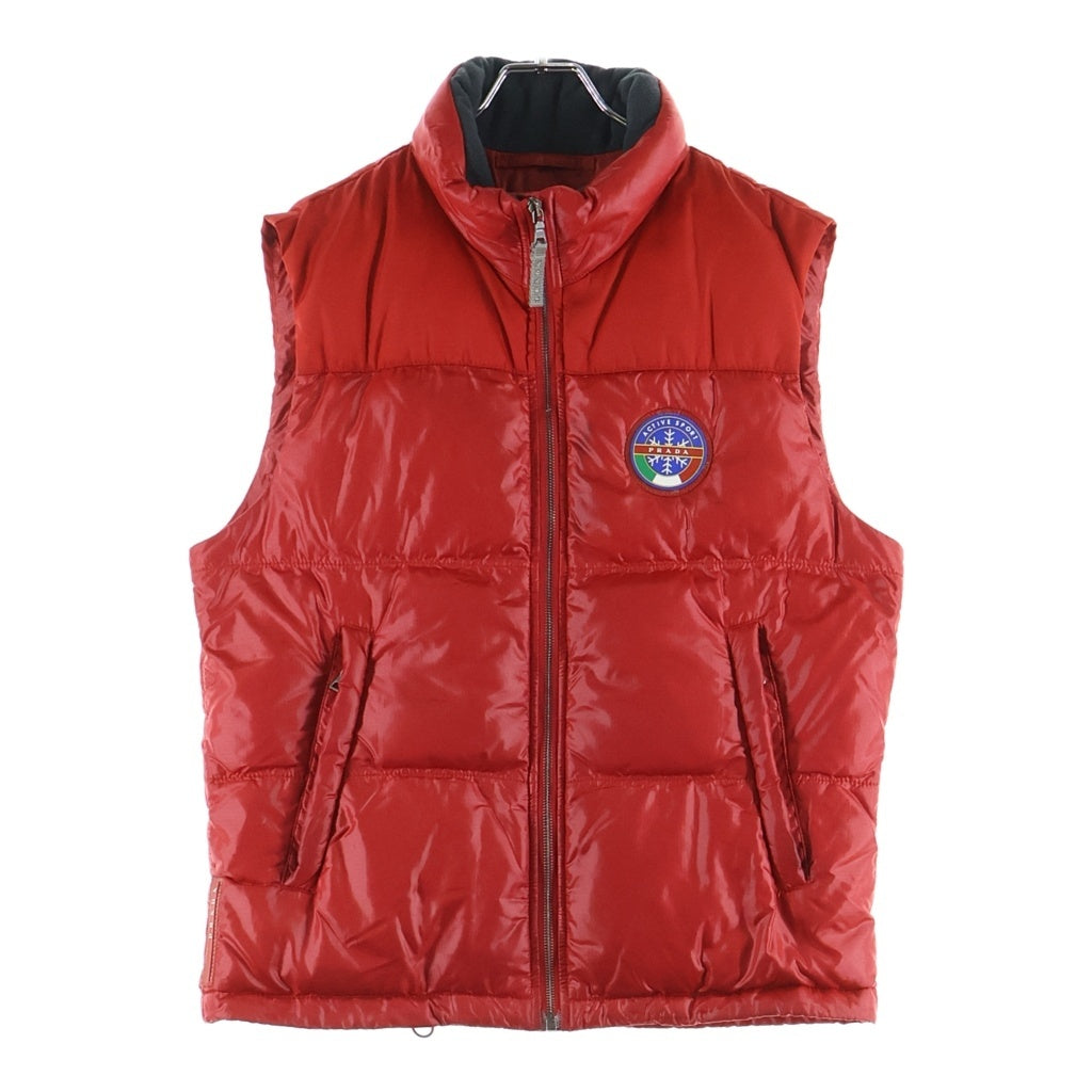 PRADA SPORT(プラダ スポーツ) ロゴワッペン付き ジップアップ ナイロンダウンベスト レッド SGV833
