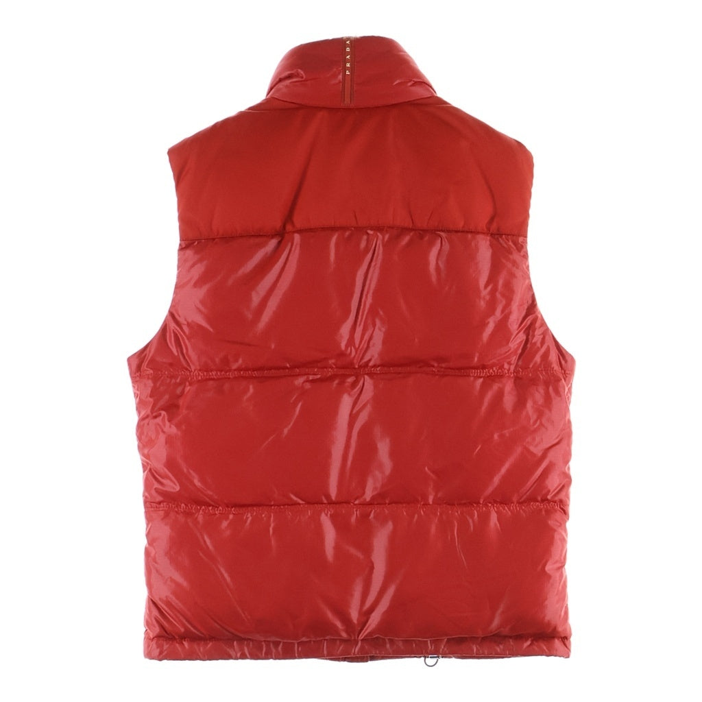 PRADA SPORT(プラダ スポーツ) ロゴワッペン付き ジップアップ ナイロンダウンベスト レッド SGV833