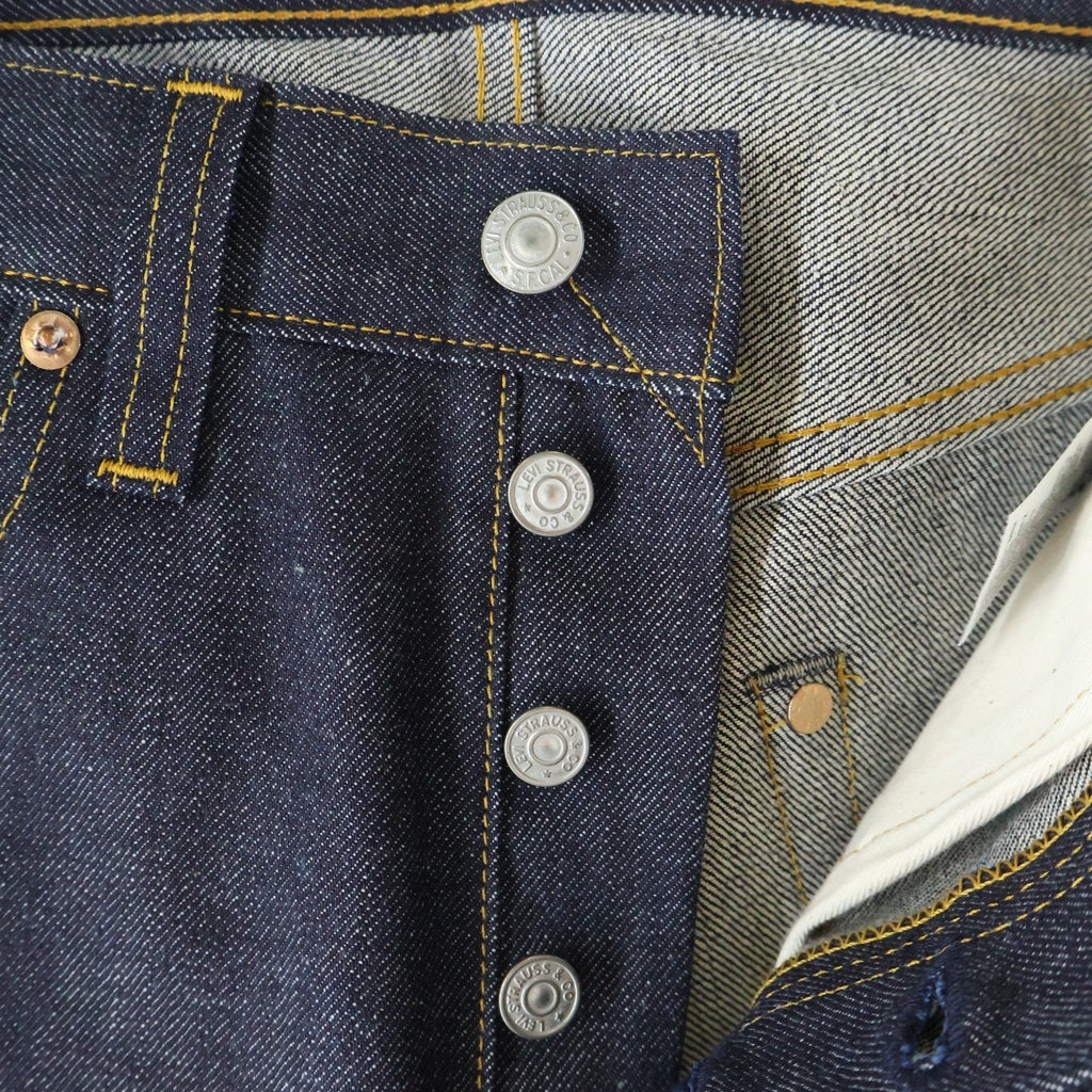 Levi's VINTAGE CLOTHING(リーバイス ビンテージ クロージング) 501XX 37年モデル ボタンフライ デニムパンツ 日本製 ボタン裏3015 インディゴ