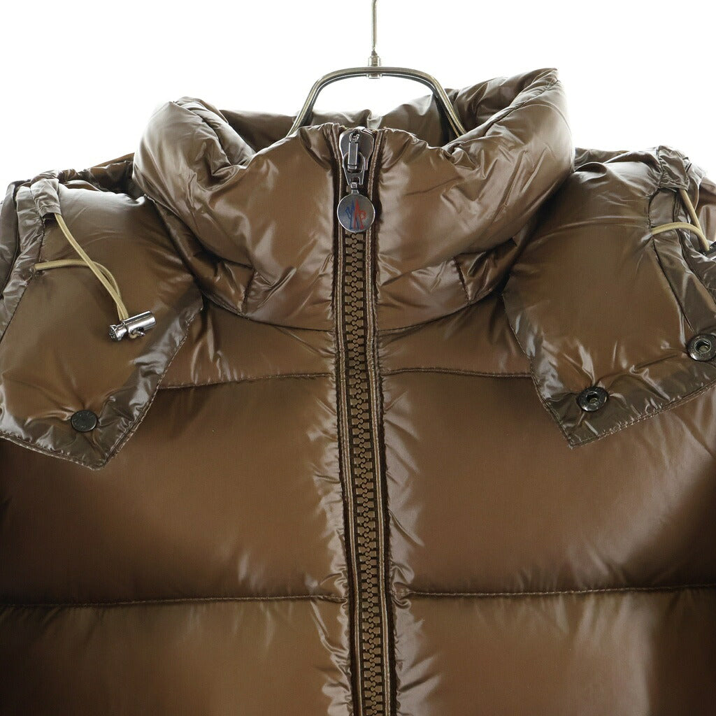 MONCLER(モンクレール) BEAMS35周年 MAYA マヤ ワッペンロゴ フーデッド ジップアップ ダウンジャケット ブラウン 120914036605 53029