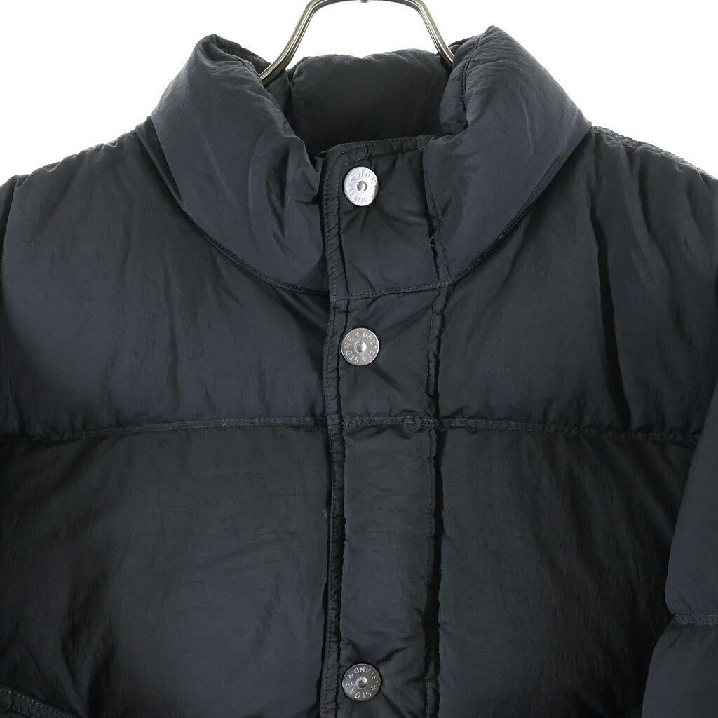 STONE ISLAND(ストーンアイランド) パデッド ロゴワッペン ダウンジャケット ブラック K2S154100124S0019