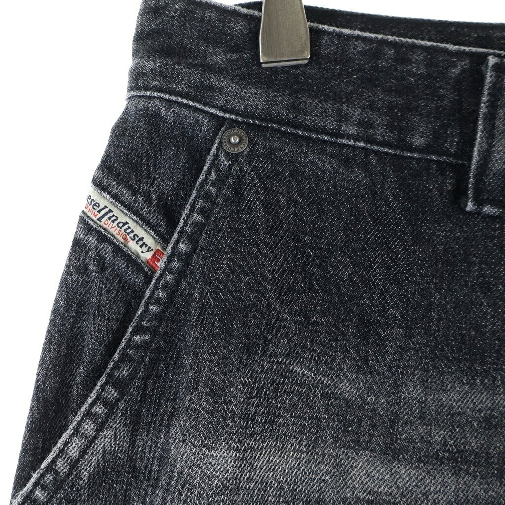 DIESEL(ディーゼル) D-FISH-CARGO-S ディーフィッシュ ジップフライ デニムカーゴパンツ ブラック A13088